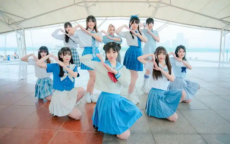 清新元气女团风走位版青春有你2主题曲yesok星辰10人