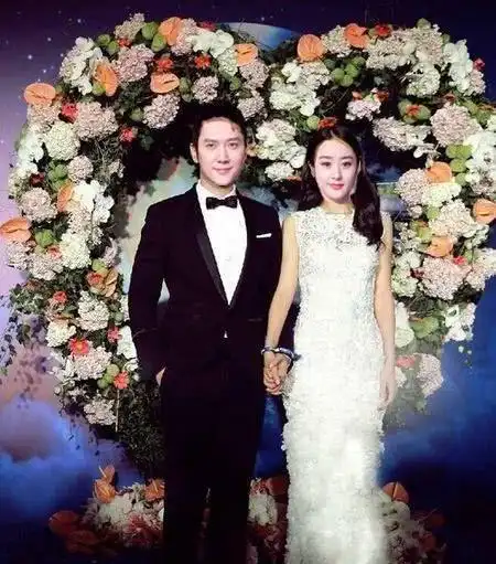 赵丽颖冯绍峰剧中办婚礼现实换情头狂撒狗粮网又再来一场