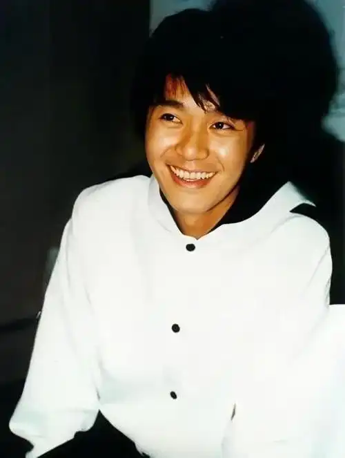 周星驰怀旧老照片让你一次看个够