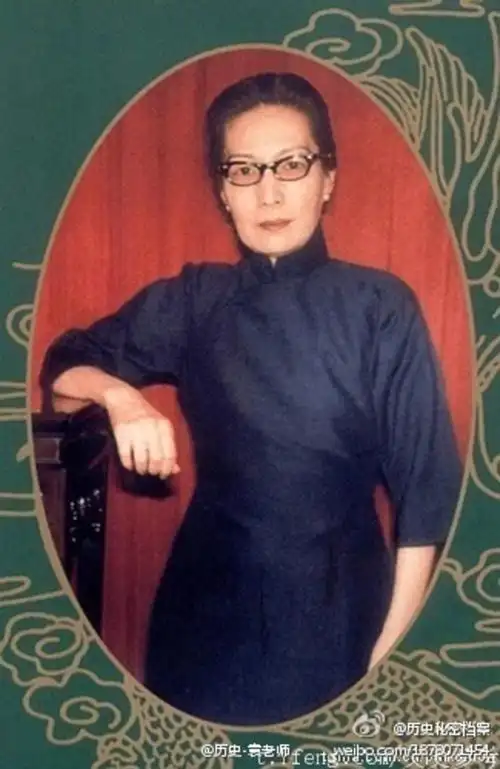 杜月笙生辰八字:农历七月十五出生的人的命运怎样?