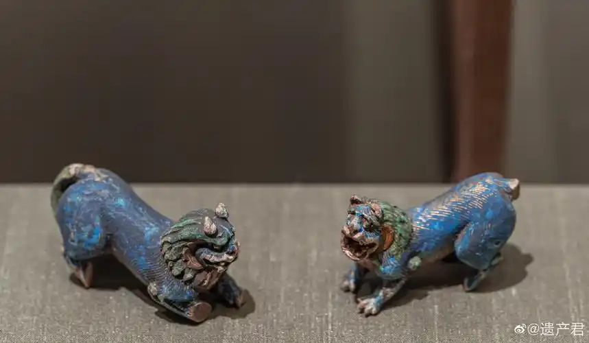 苏州博物馆藏宋代彩绘木雕狮子