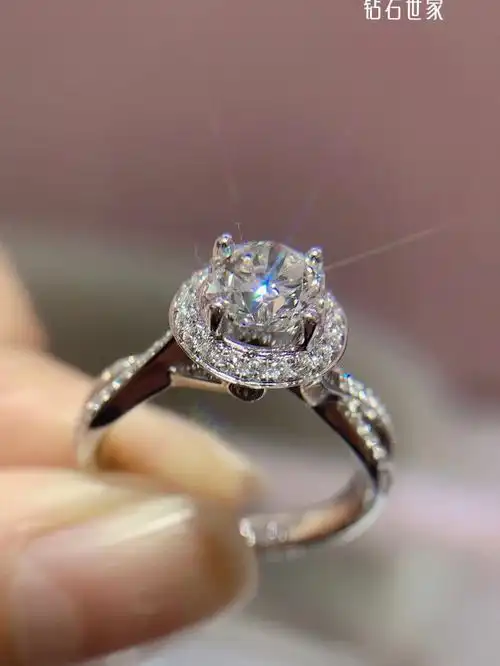 钻石世家克拉钻