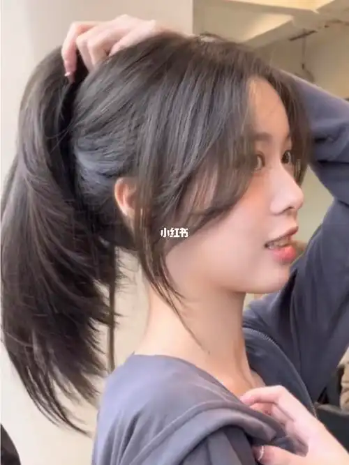 真的爱了这款侧颜八字刘海,几乎适合所有脸型,方脸圆脸大脸都可以驾驭