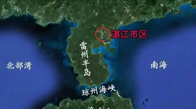 卫星上看广东湛江得天独厚的港口城市是中国南大门