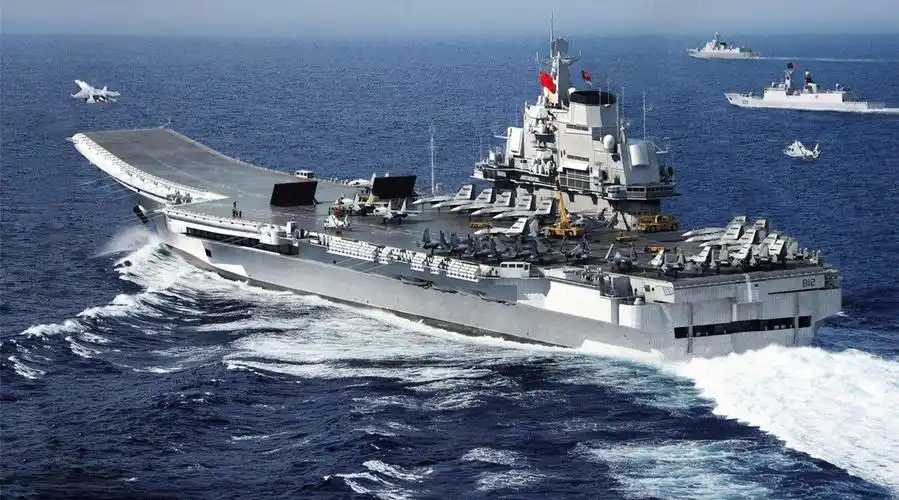 动力技术获得重大突破 00:13 歼-15舰载机从我国首艘国产航母山东舰上