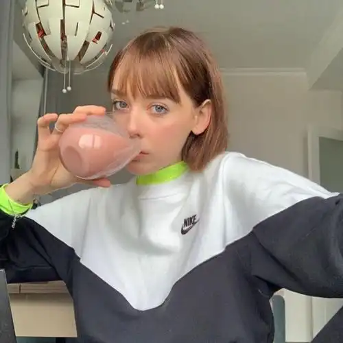 欧美头像女均ins自截禁盗图