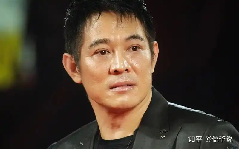 祸从口出向太辟谣好友李连杰去世传闻却因用错词而惹争议