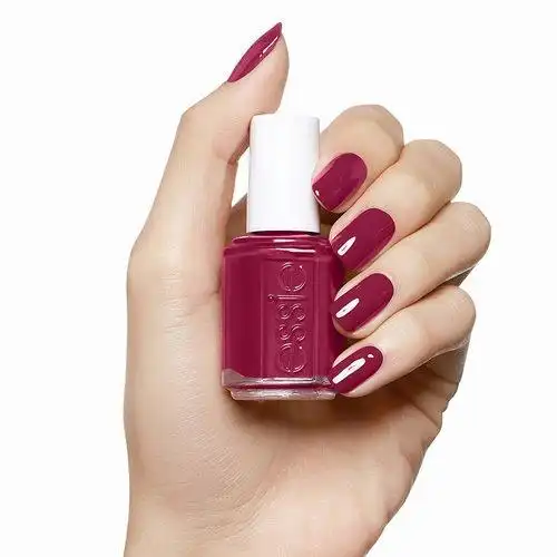 essie是美国的开价指甲油品牌,2010年被欧莱雅收购,品牌目前已经有200