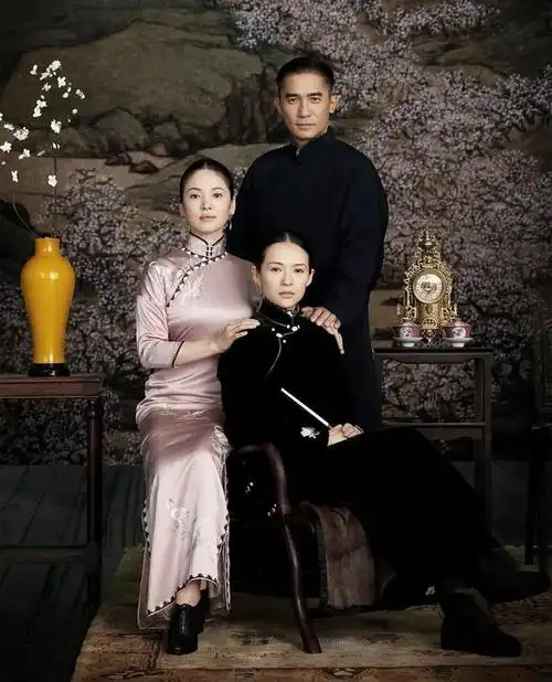 前几天章子怡官宣了离婚,给自己八年的婚姻划上了一个句号.