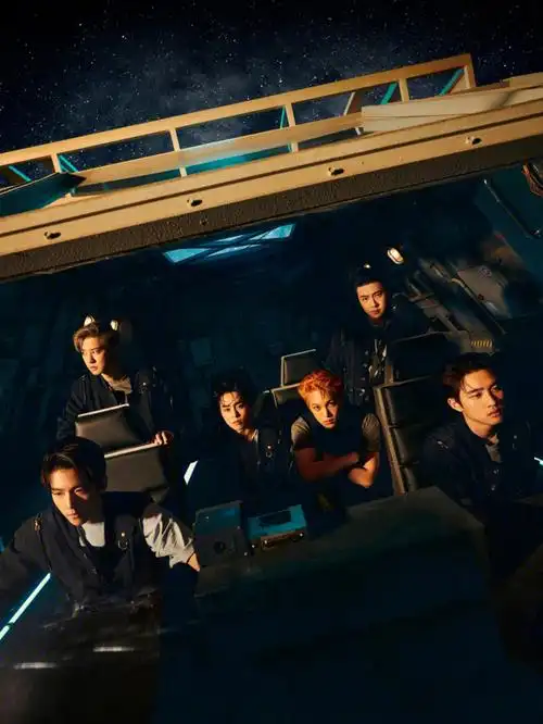 清关了20天,我的首批终于到了,海报是团体和世勋单人的,小卡是d.o