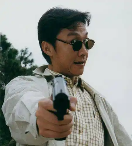 剧是根据真实事件改编,当初香港世纪贼王张子强曾绑架华人首富之子