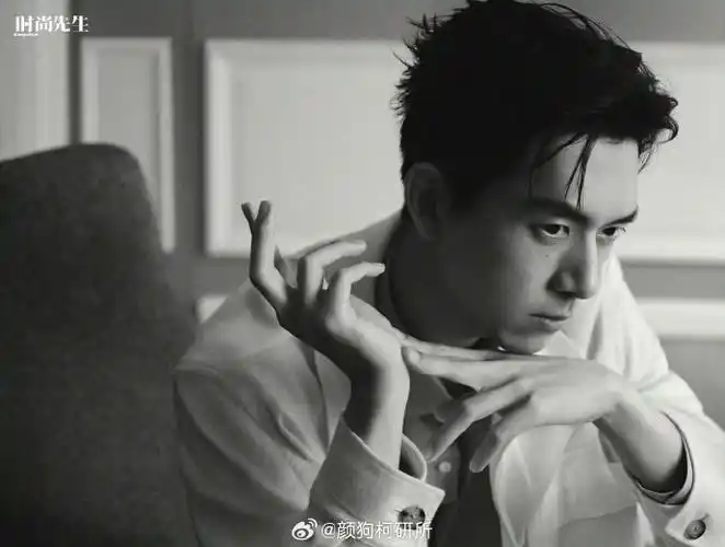 李现时尚先生封面