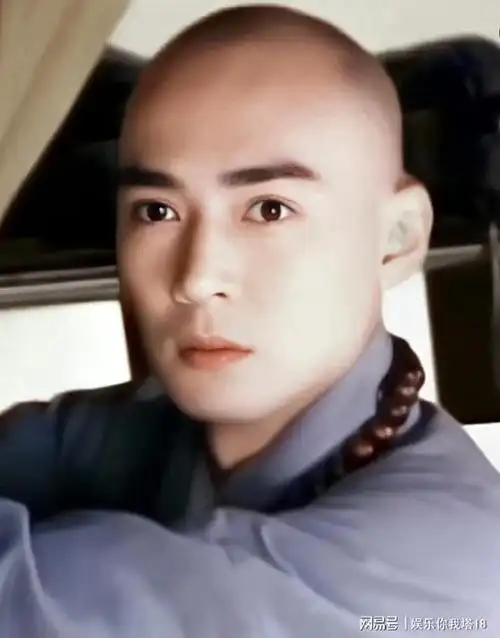 焦恩俊真正颜值面前头发不值得一提