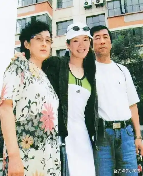 章子怡与汪峰离婚不到一年官宣喜讯恭喜自己迎来了这一天