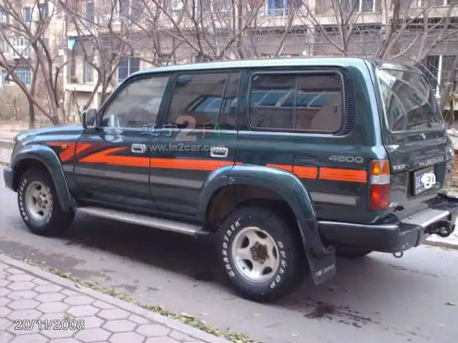 [已售 越野车 沙漠风暴 丰田4500 出厂时间:1994.10 价格:2.