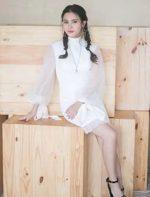 泰国新生代清纯美女李海娜,看着真顺眼