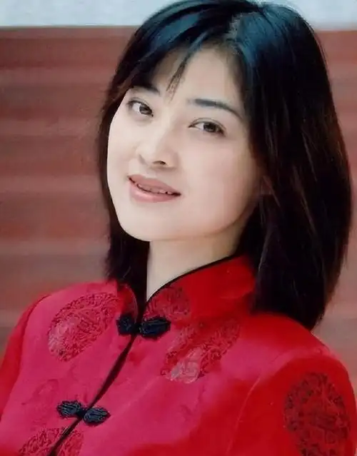 演员梅婷:遇到生命中的贵人,二婚嫁给摄影师曾剑,婚后被宠成宝