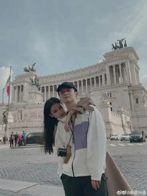 董子健|孙怡|都是真的_新浪新闻