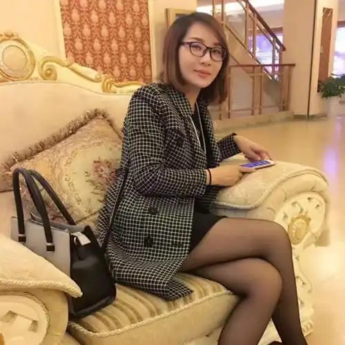 32岁离异女征婚照片(id:1512710308)_上海征婚交友_珍爱网