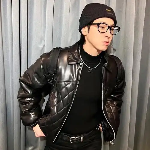 东方神起郑允浩出道20周年快乐