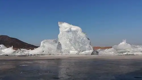 踏冰赏景庆元宵