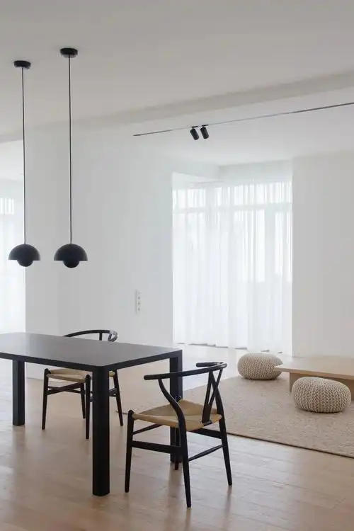 极简风三居餐厅装修效果图