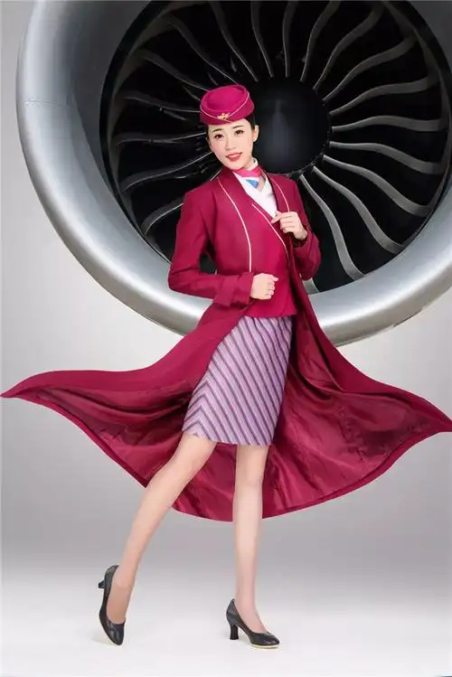 南方航空头等舱乘务员肖晨雨:乘风飞翔,做青春时光里最美的自己