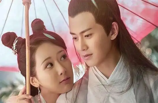 28岁当红早婚的任嘉伦,有自己的离经