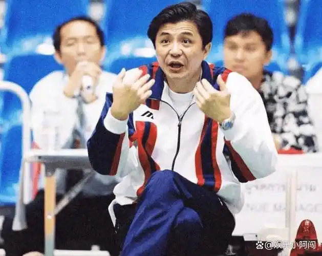 汪嘉伟曾任男排主帅红极一时离婚又再婚如今儿子成为他的骄傲