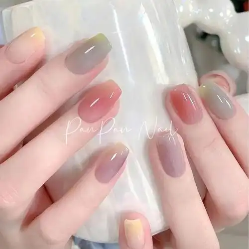 巨好看的春夏美甲清爽显手白短甲也能做