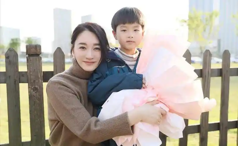 钟汉良和李小冉十年后再度合作,新剧《往后余生》杀青了_谈静_原著