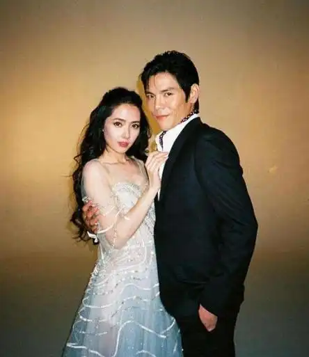 回顾向佐7次恋爱全被向太拒之门外嫁进他家的门槛到底有多高