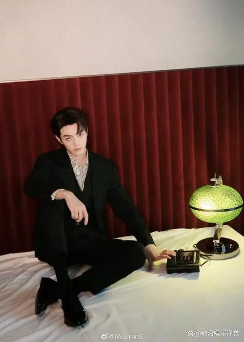 杨紫许凯第一次合作新剧《承欢记》,两人互夸演技好