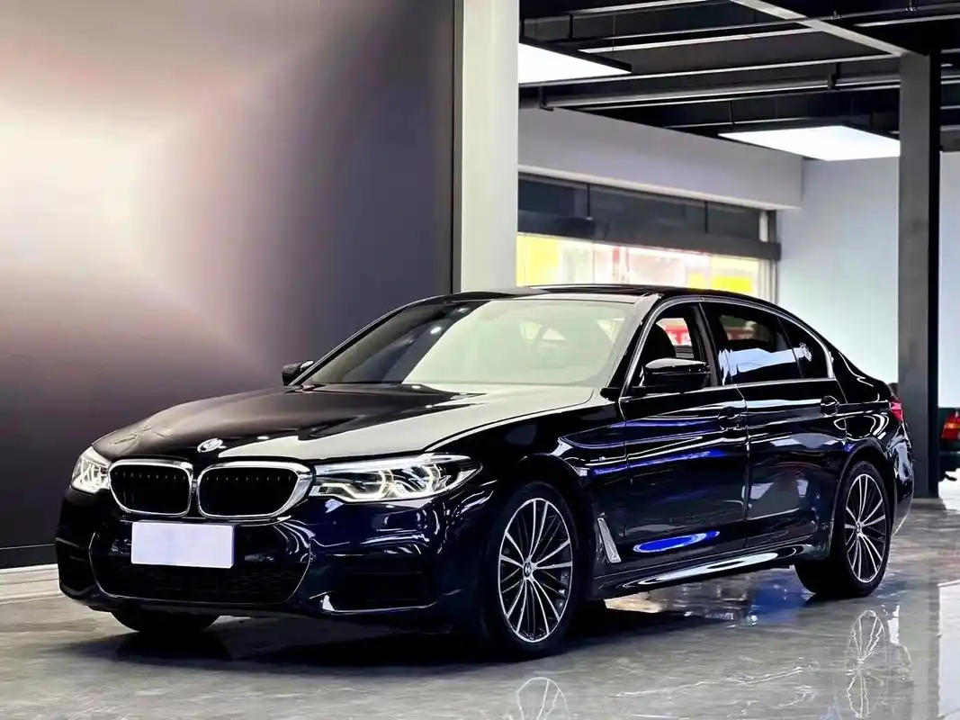 20年20款宝马5系高配 选配特价明盘32.