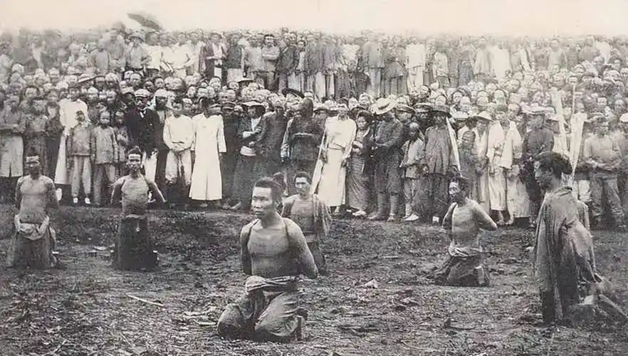 原创古代人被斩首的瞬间是身体感觉头掉了还是头感觉身体不见了