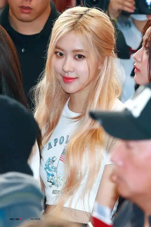 cr.firstlove_rose 朴彩英可二改