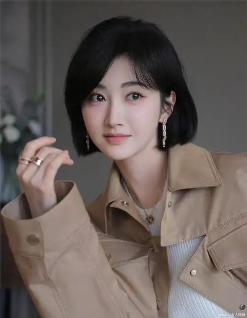 景甜分享午间日常, 清新自然引热议|娱乐圈|正能量|知名演员|独特魅力