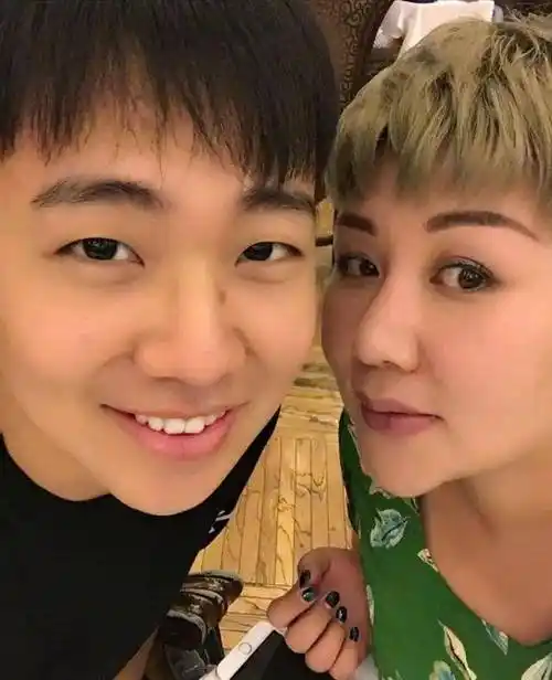 事实证明,"独揽"德云社大权的王惠,是时候放手了_曹云金_郭德纲_麒麟