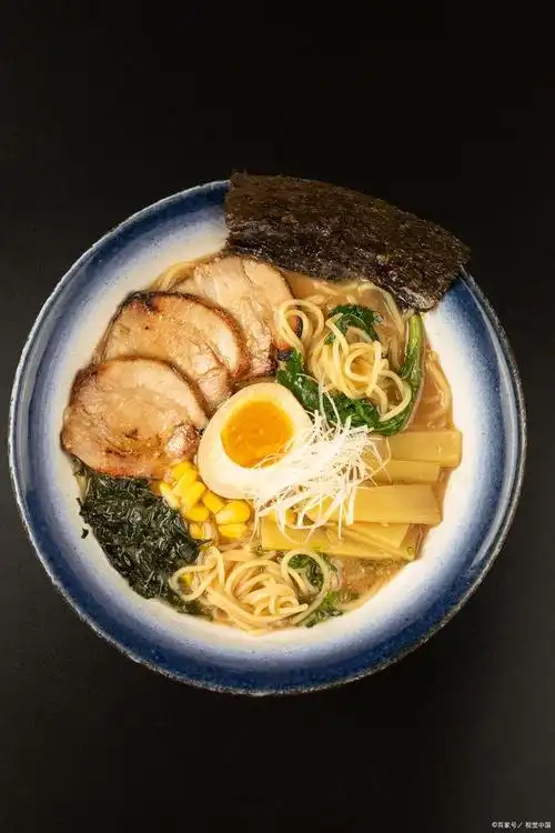 爱上豚骨拉面,一碗美食背后的故事