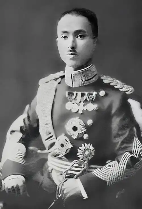 日本天皇裕仁去世前说我低估了中国