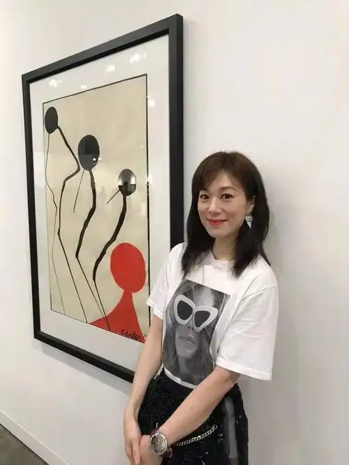 金庸钦点的"程英",曾2度拒嫁富豪,今50岁继承亲戚遗产成富婆