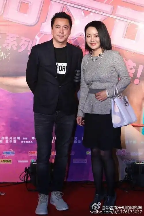 还得聊聊华谊的另一老板娘——王晓蓉,华谊执行总裁王中磊之妻