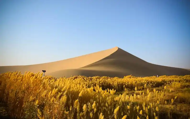 【哈密景点图片】哈密鸣沙山