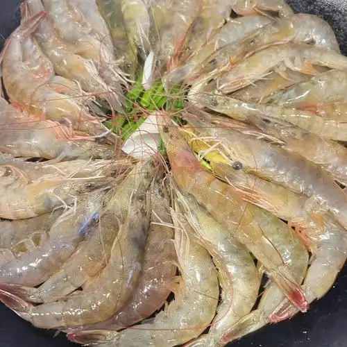 不加一滴水的白灼虾