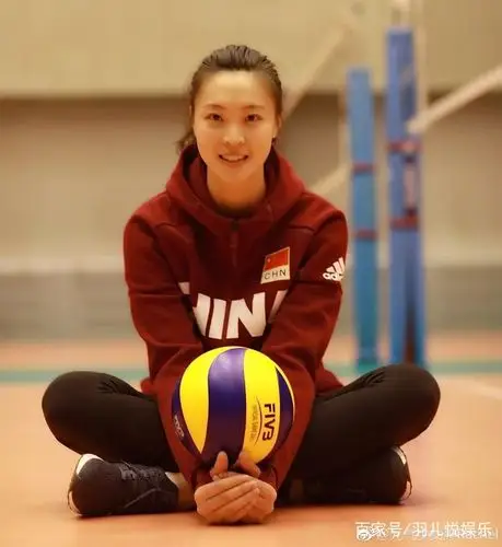 中国女排最美姑娘身高2米,为何无人敢追?网友:太高够不着啊!