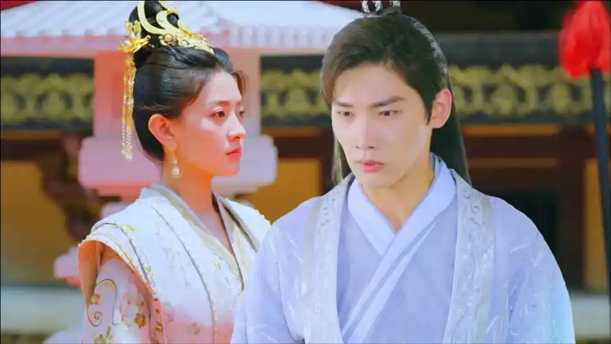 双世宠妃3:曲小檀扳倒女帝坐皇位,墨连城却不在身边,绝望虐心!