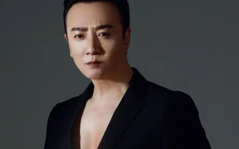 演员张岩eat直播