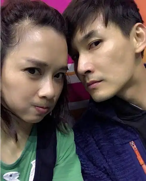 张铎与老婆陈松伶