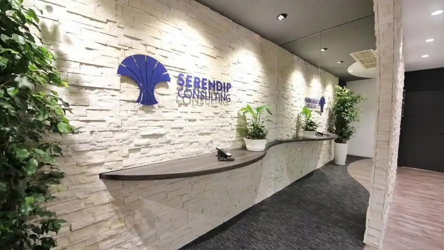 办公室前台背景墙装修效果图片-城起装修效果图