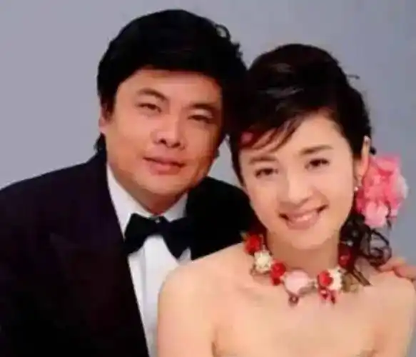 分手13年后,再看春妮,蒋虎的各自境遇,夫妻差距一目了然